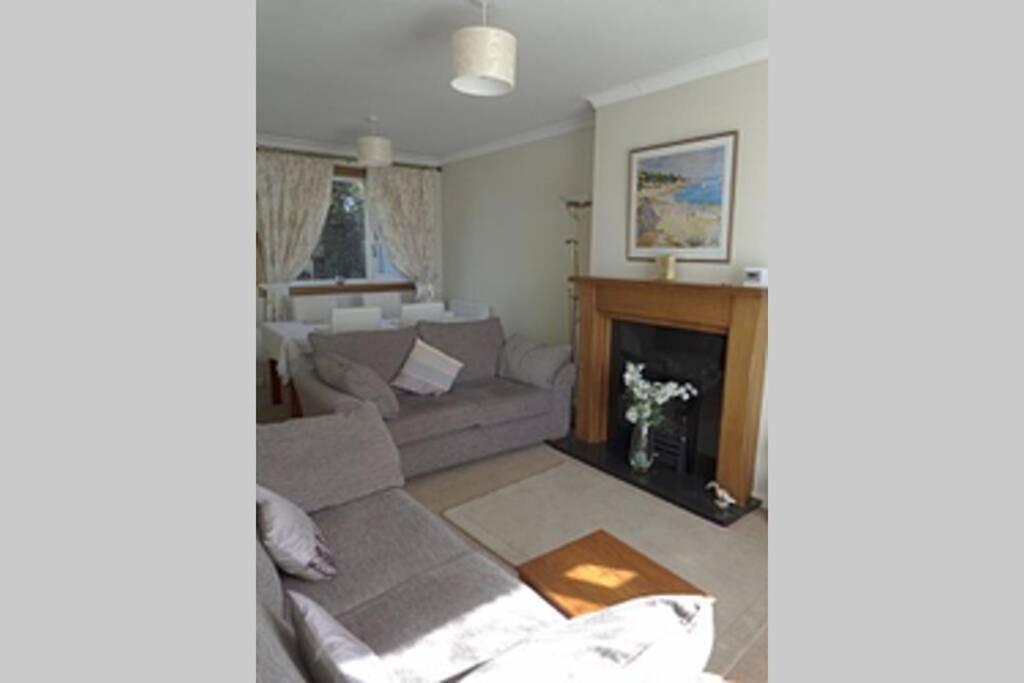 فيلا Sunny House With Views To Edinburgh Skyline المظهر الخارجي الصورة