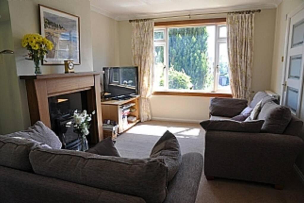 فيلا Sunny House With Views To Edinburgh Skyline المظهر الخارجي الصورة