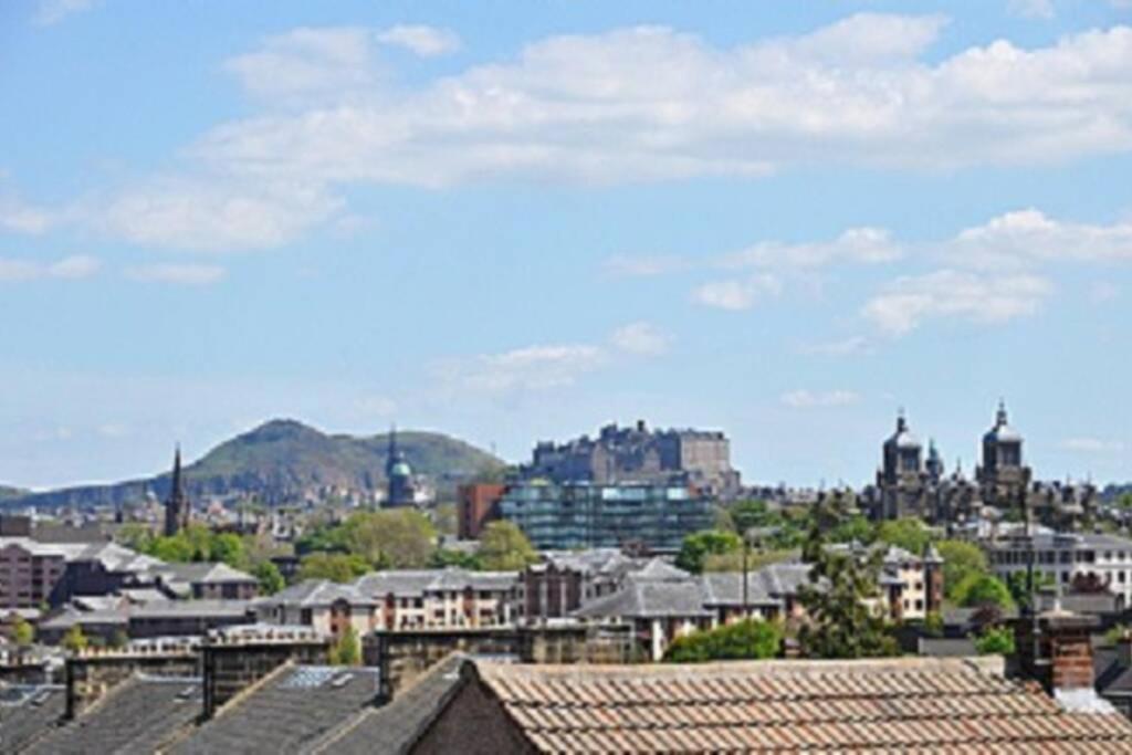 فيلا Sunny House With Views To Edinburgh Skyline المظهر الخارجي الصورة